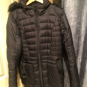 Black North Face hip length jacket large